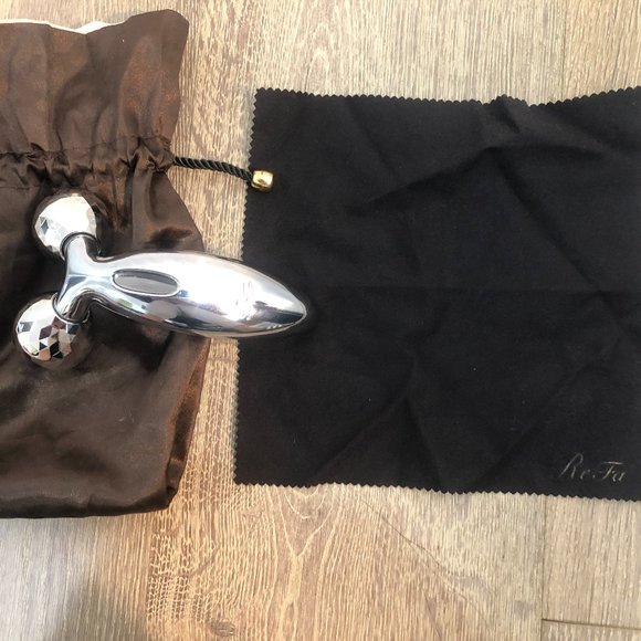 Silver 3D Facial Roller Skincare Tool - Picture 7 of 7